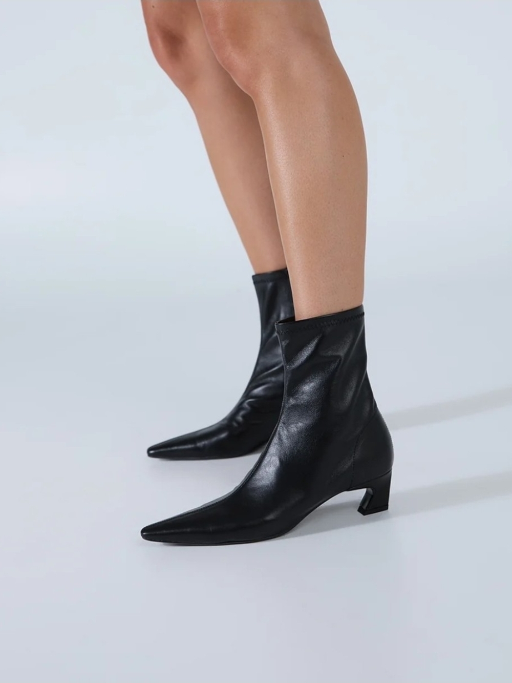Tony Bianco Margot Black Venecia Size 8.5